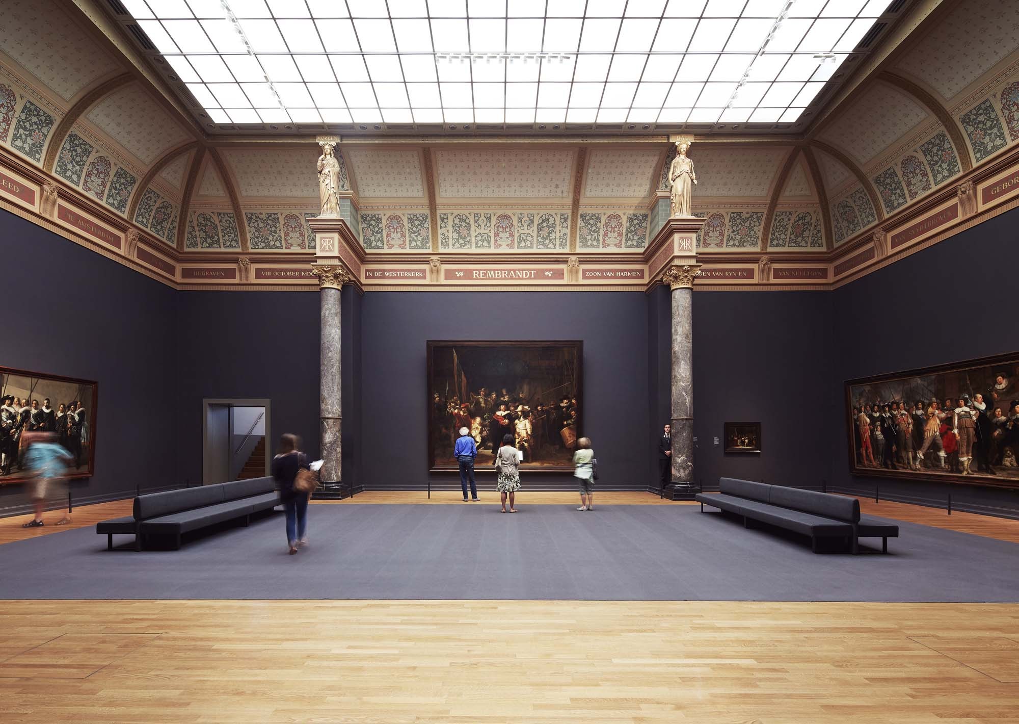 Night watch hall 1 erik smits 2015